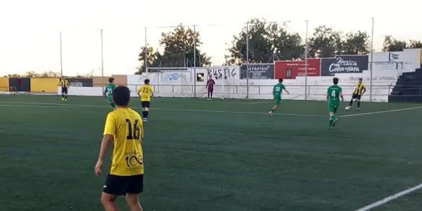 El CE Altafulla es deixa dos punts davant el Llorenç en un final boig (2-2)
