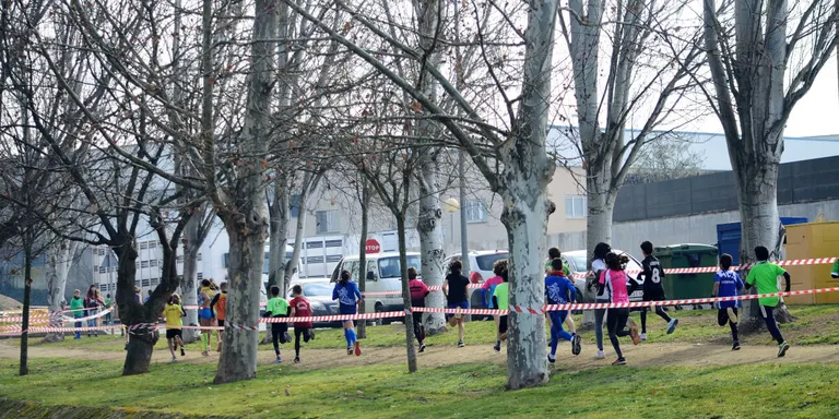 Més de 400 participants al Cros d'Agramunt