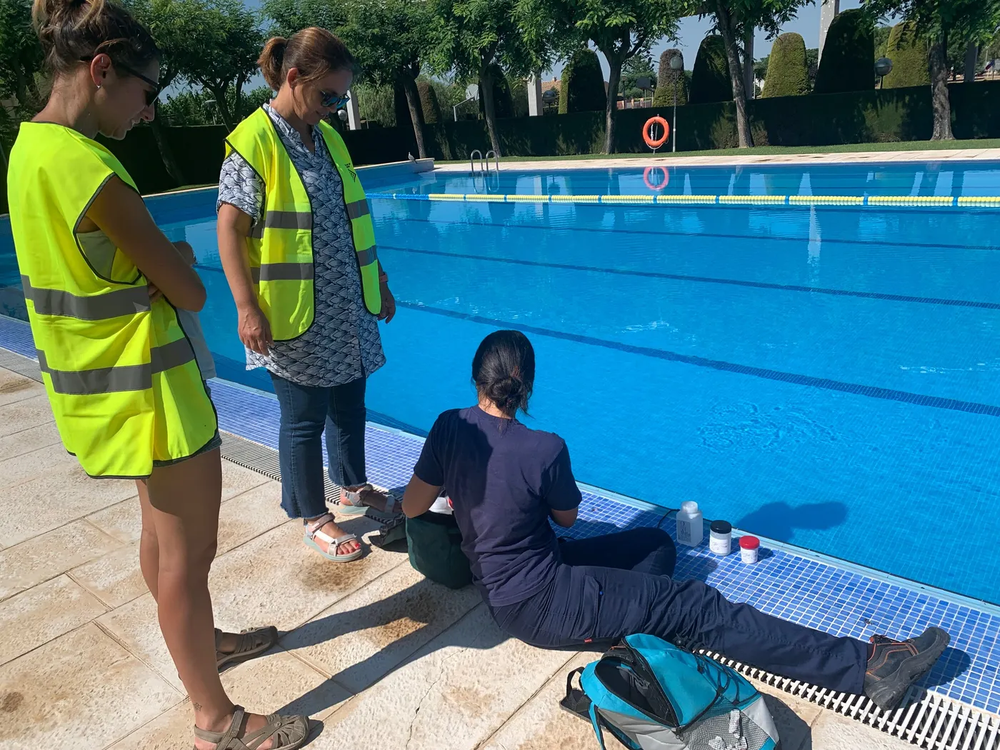 La Diputació assisteix 113 municipis de la demarcació en el control de salubritat de les piscines públiques