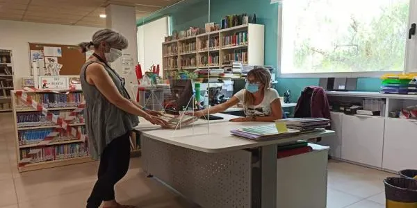 La Biblioteca d'Altafulla instal·la nou mobiliari i romandrà tancada des d'aquest divendres fins al pròxim dimarts