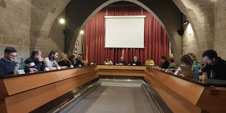L'oposició al Consell Comarcal acusa el govern de "deixadesa" al Centre Sanitari mentre es fa efectiu el traspàs al CatSalut