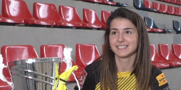 Laura Puigdueta: «Mica en mica, la gent s’està adonant que l’esport femení és de molta qualitat»