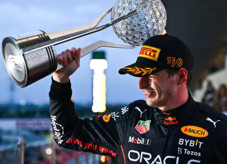 Max Vertappen torna a conquerir la Fórmula 1