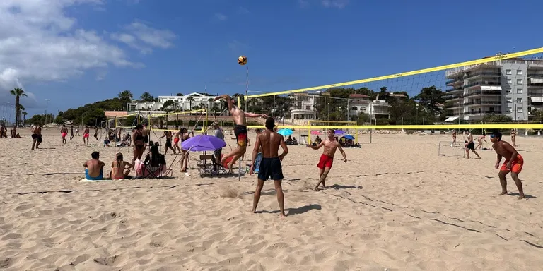 La platja de la Paella acull l'MVP Beach Volley Torredembarra