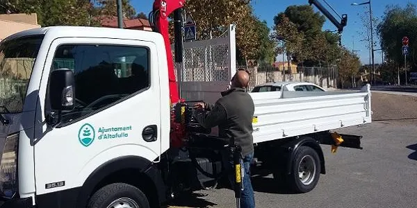 L’Ajuntament d’Altafulla adquirirà una màquina escombradora a través de la Central de Compres de l’ACM