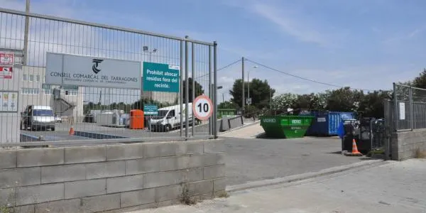 La Policia de Torredembarra deté dos homes per robatori amb força a la deixalleria