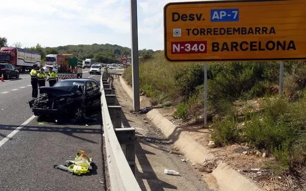 La sinistralitat s’ha reduït un 46% a l’N-340 i els altres vials on s’han aplicat els desviaments de vehicles pesants