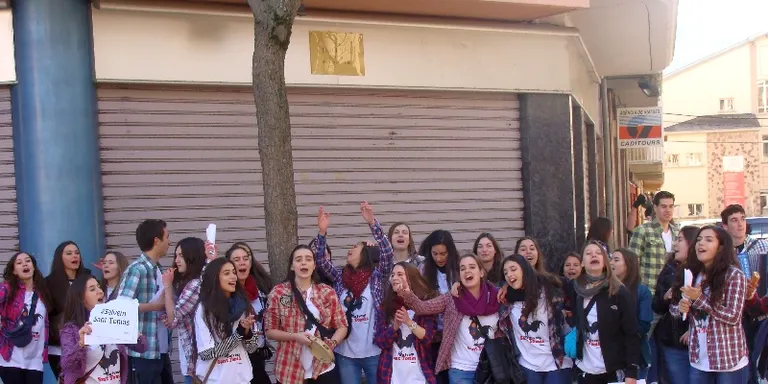 Estudiants de l'Institut Joan Brudieu reivindiquen la celebració de Sant Tomàs d'Aquino