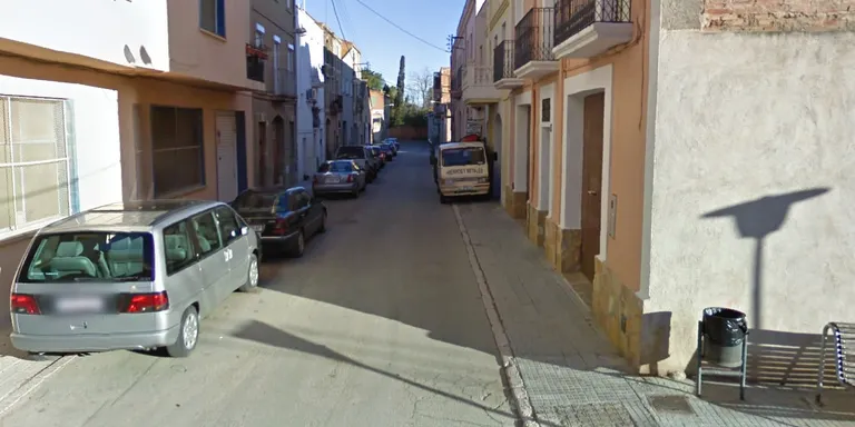 L'alt cost dels materials compromet la remodelació del carrer Isidre