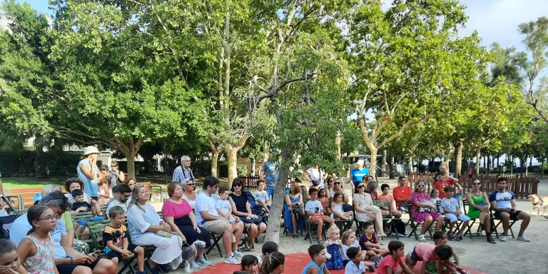 El Festival Pròleg aplega públic de totes les edats al Parc del Pescador
