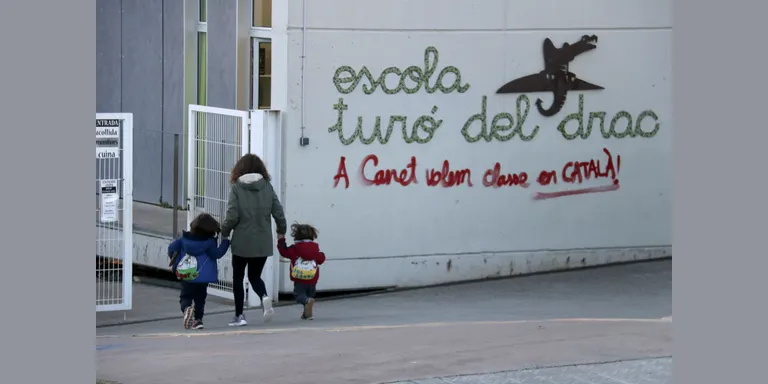 El TC admet a tràmit la qüestió d’inconstitucionalitat contra el decret que elimina percentatges de llengües a l’escola