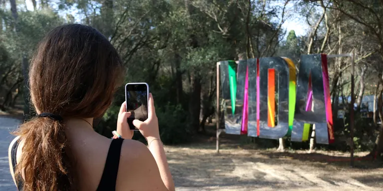 La música torna a sonar al Vida entre mascaretes i antígens en el primer festival massiu des de la pandèmia