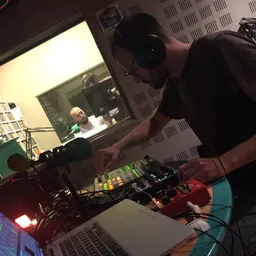Connexió Directa FM del 12/5/2017 - episode art