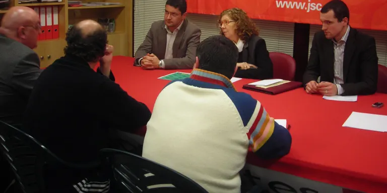 Reunió entre el PSC-Progrés i els treballadors fronterers