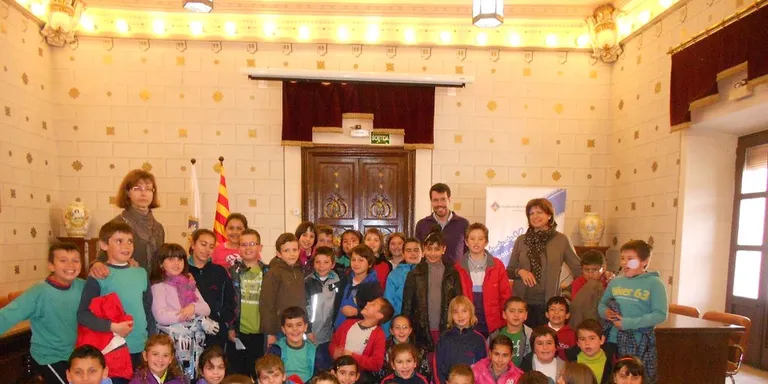 Alumnes de l'Escola Pau Claris coneixen l'Ajuntament de la Seu