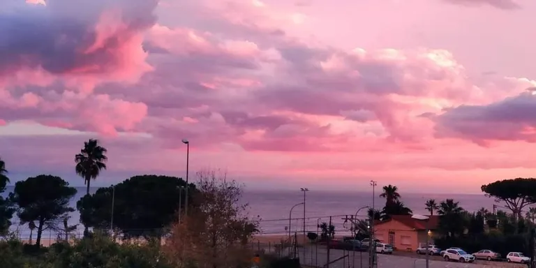 Temps variable amb alguns núvols de tarda
