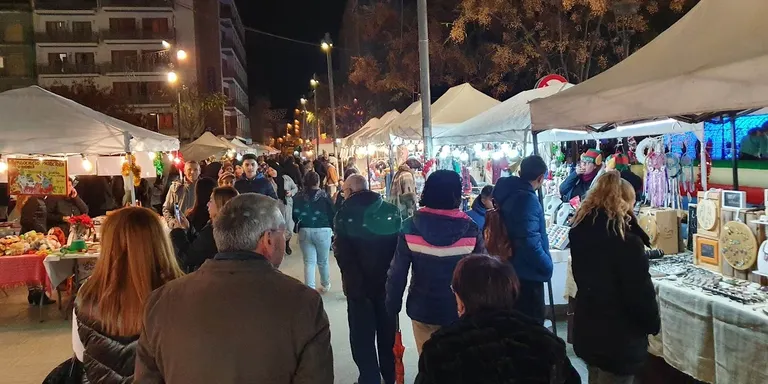 Molts visitants a la Fira de Nadal a Pineda