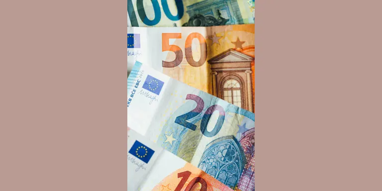El SMI puja als 1.134 euros i els funcionaris cobraran un 0,5% més del sou de 2023 amb efectes retroactius