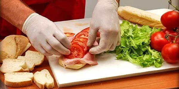 ATECA organitza el dilluns 28 de juny un curs per a obtenir el certificat de manipulador d'aliments