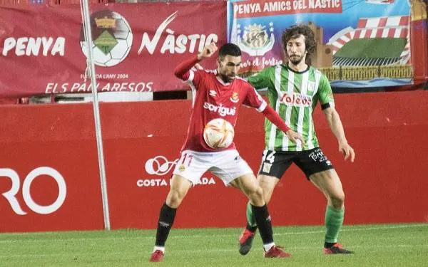 El Nàstic deixa escapar la victòria davant el Sanluqueño (3-3)