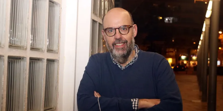 Roben a l'interior del vehicle del periodista Jordi Basté al Port d'Arenys de Mar