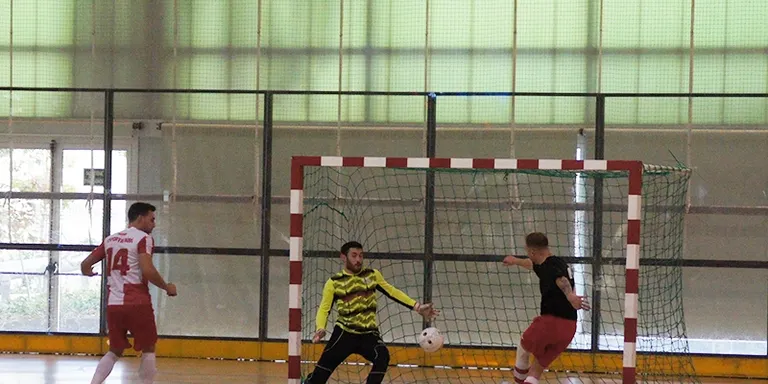 Victòria d’autoritat de l’Esportiu masculí