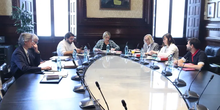 La Mesa del Parlament habilita un sistema per votar telemàticament al ple que permetria comptar el sufragi de Lluís Puig
