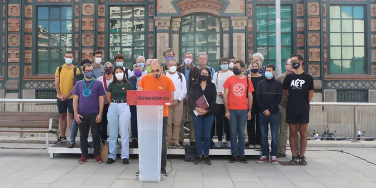 Entitats polítiques i socials denuncien la pujada dels preus de la llum i fan una crida a la mobilització