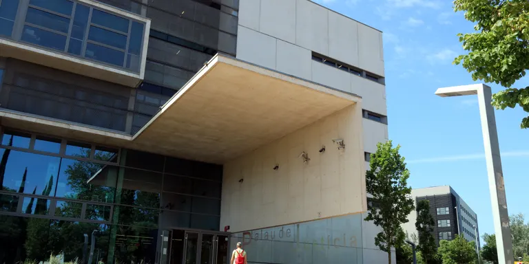 Demanen 14 anys de presó a l'acusat d'intentar matar un home a trets a la terrassa d'un bar de Lloret
