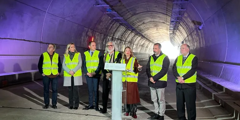 L’Ajuntament farà arribar a la Generalitat un informe de les mancances estructurals de la Schola