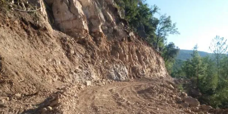 Reobert l'accés a Torà de Tost, tallat al juny per una esllavissada