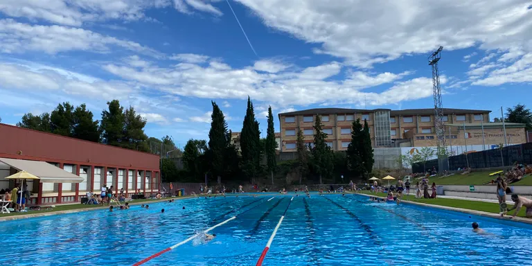 Les piscines municipals de Solsona concentren aquest cap de setmana l'Hora de Resistència de Natació i el Mulla't