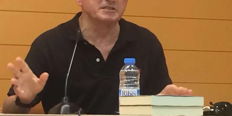 Emili Biosca presenta els seus dos llibres, 'La fugida' i 'Dragut'