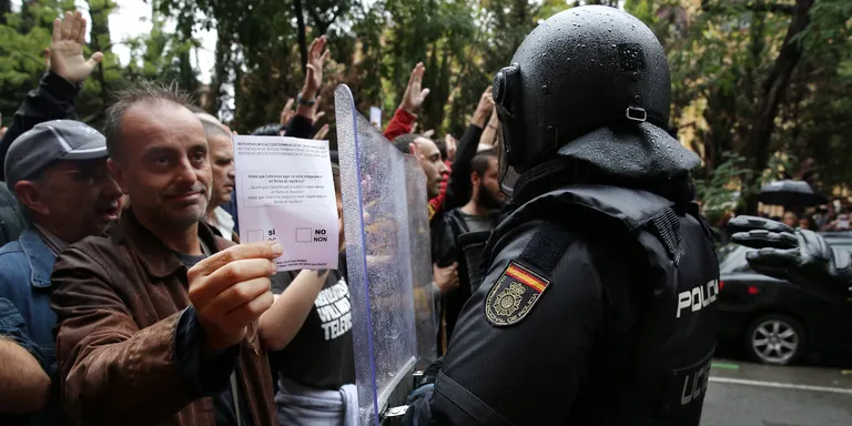 L'Audiència de Barcelona confirma que envia a judici 46 policies nacionals per les càrregues de l'1-O a Barcelona