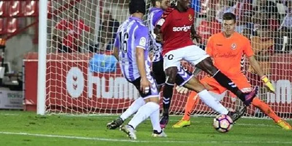 El Nàstic perd per 1 a 2 contra el Valladolid i continua sense conèixer la victòria en lliga