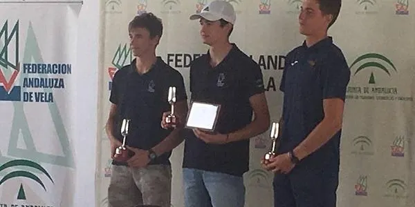 Jan Sanfeliu es proclama campió de la Copa d’Espanya de RS:X sub 19