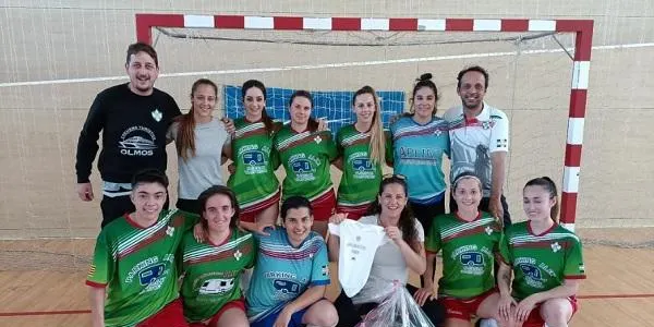 El Catllar Atlètic femení s’imposa al Castellvell del Camp i pot lluitar per ser 6è (3-2)