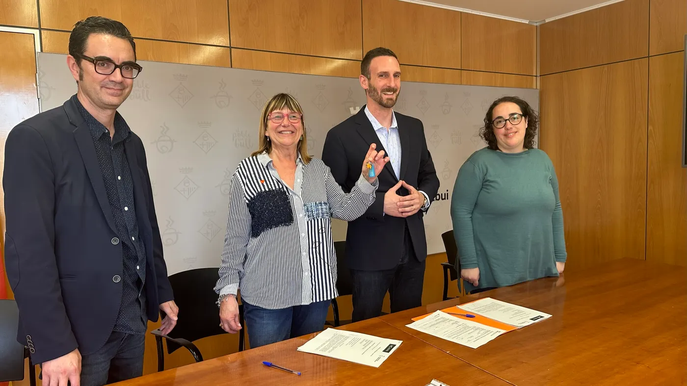 L’Ajuntament i Apindep acorden destinar un habitatge de propietat municipal a persones amb diversitat funcional