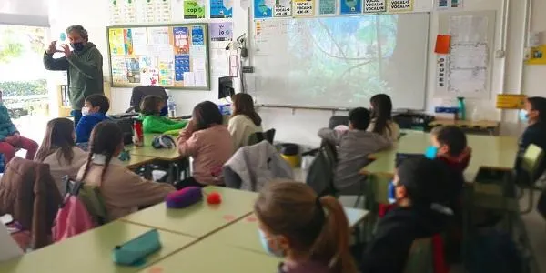 Els centres educatius d'Altafulla pateixen de manera desigual l'embat de la Covid a les aules