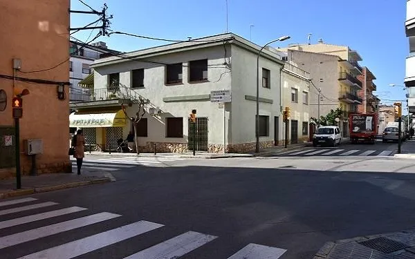 Torredembarra millora alguns semàfors per afavorir l’accessibilitat a persones amb problemes de visió