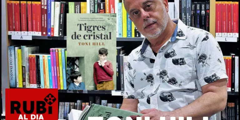 TONI HILL - llibre 'Tigres de vidre' / 'Tigres de cristal'