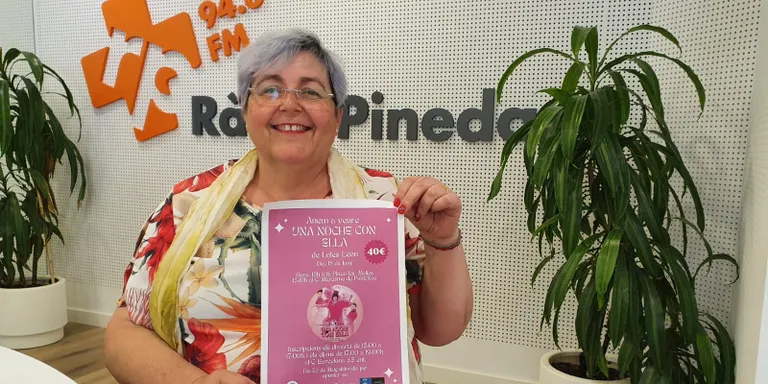 Sortida al teatre per anar a veure l'espectacle 'Una noche con ella' amb l'Associació de Dones Pinedenques