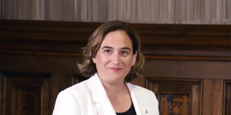 Colau baixaria 3 punts en intenció de vot però encara guanyaria les eleccions, amb ERC en segona posició a un punt
