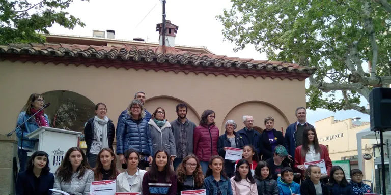 Farners Casas Fontcuberta, guanyadora del premi en categoria d'adults del 42è Certamen Literari de Sant Jordi