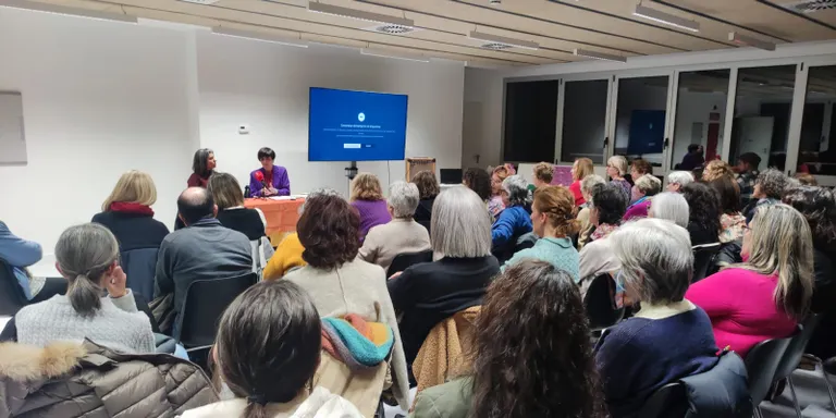 Ple de públic a les activitats del 8-M organitzades per l’Associació Cultural de la Dona