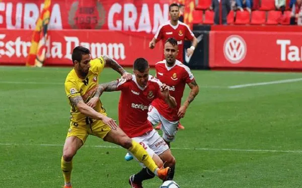 El Nàstic perd més que tres punts davant l’Osasuna