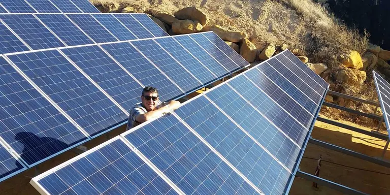 Mas Blanch i Jové, el primer celler 100 sostenible energèticament