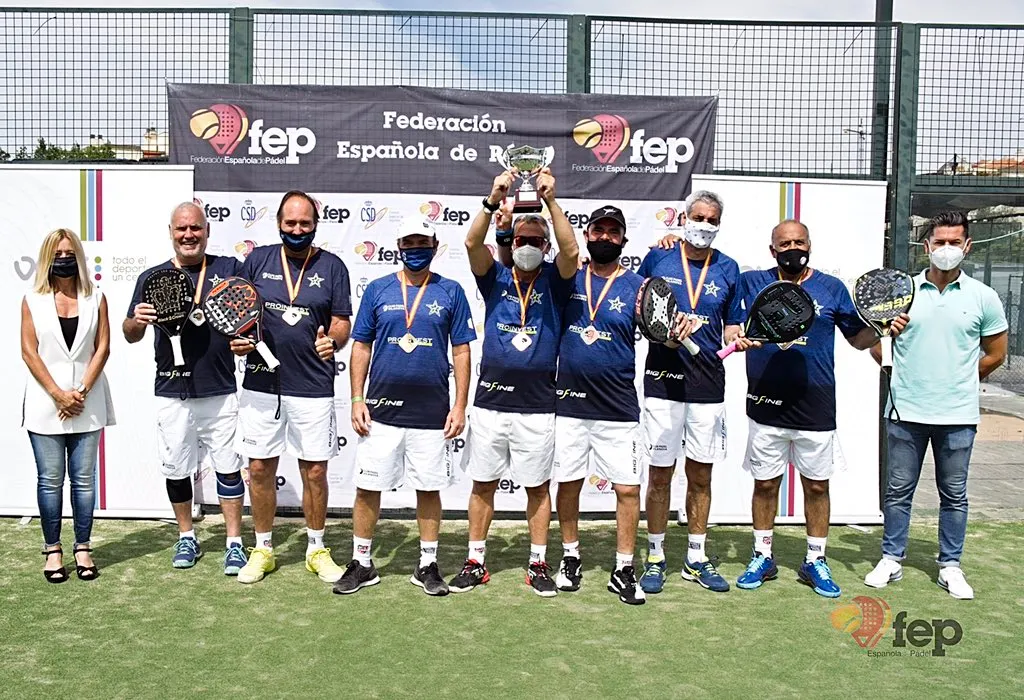 El CP Vilanova és el nou campió d’Espanya de 1ª categoria de pàdel