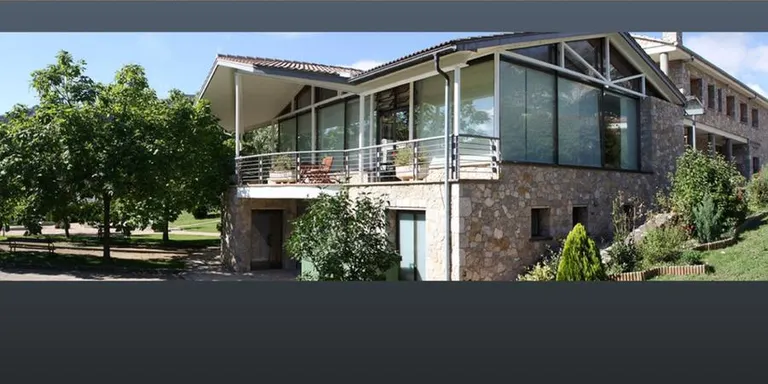 Tres positius entre el personal de les residències del Solsonès