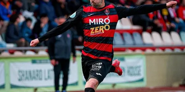 L’altafullenc Alberto Benito jugarà la fase d’ascens a Primera RFEF amb el Reus FC Reddis